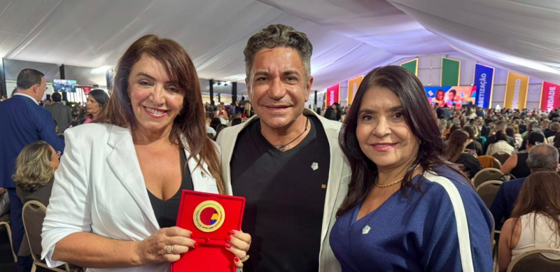 Araxá recebe Selo Ouro em alfabetização pelo segundo ano consecutivo em cerimônia em Brasília